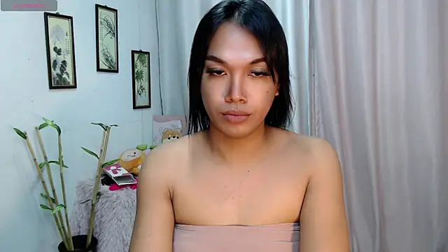 Herbielustts online show from December 3, 6:40 pm