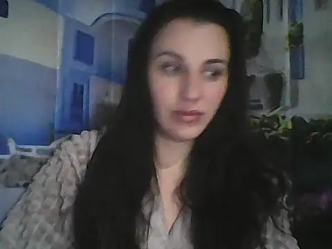 Qinini online show from December 1, 9:37 pm