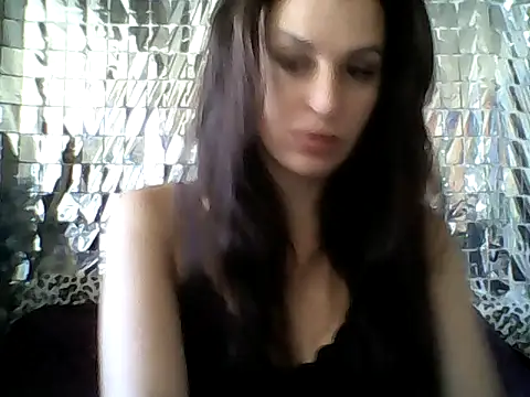 Qinini online show from September 22, 6:19 am
