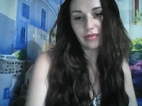 Qinini online show from June 12, 8:50 pm