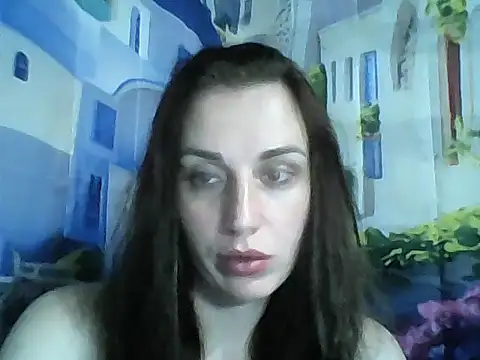 Qinini online show from June 4, 8:24 pm