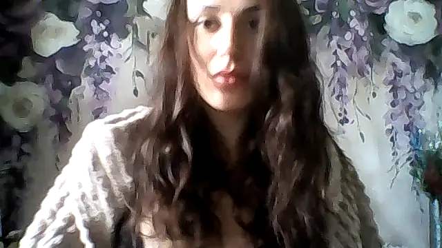 Qinini online show from November 21, 9:41 am