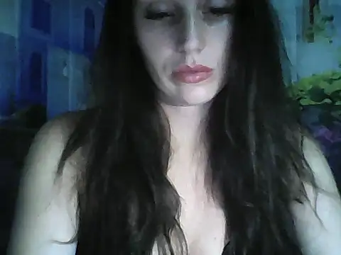 Qinini online show from September 11, 7:03 pm