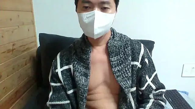 Snapshot of _kinggun_ chatting on October 29, 12:37 pm kinggun online show from October 29, 12:37 pm