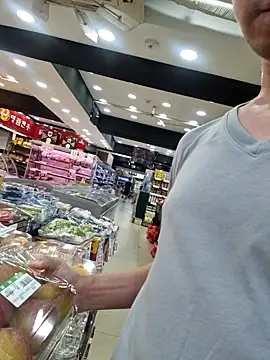 Snapshot of _kinggun_ chatting on September 20, 10:20 am  kinggun  online show from September 20, 10:20 am