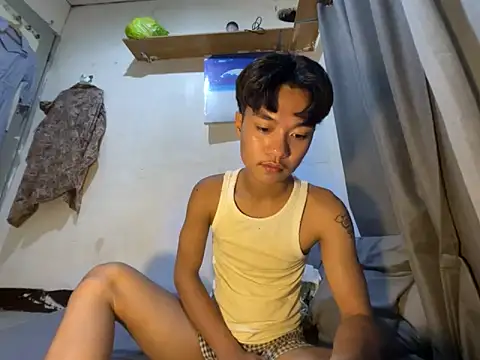 ur little secret online show from March 14, 1:39 pm