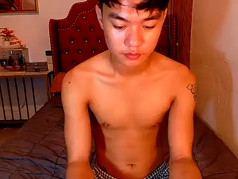 ur little secret online show from January 19, 5:22 am