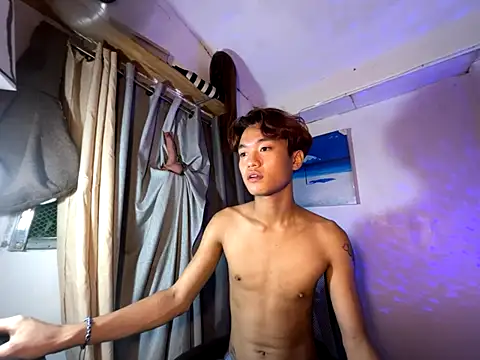 ur little secret online show from December 14, 1:49 pm