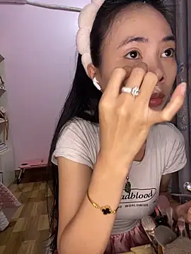 Dau-Tayy online show from December 1, 9:43 am