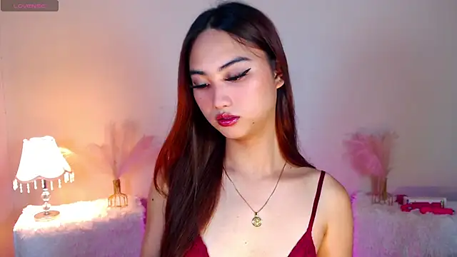 Kiah Wyatt online show from November 15, 7:23 am