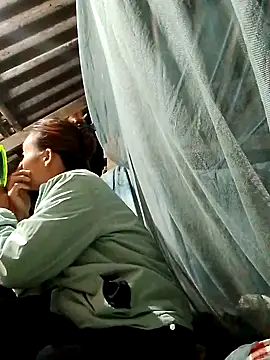 CloudyChu online show from November 3, 5:56 am