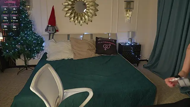 Selena Glow online show from January 6, 11:20 pm