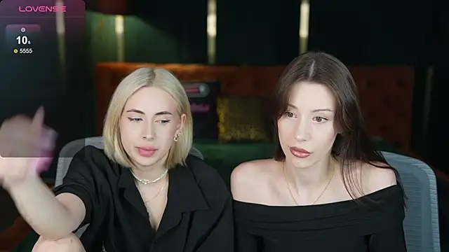 Selena Glow online show from February 26, 7:14 pm