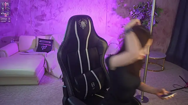 Selena Glow online show from November 16, 3:11 am