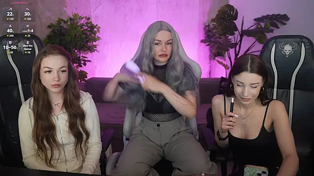 Selena Glow online show from April 15, 6:34 pm