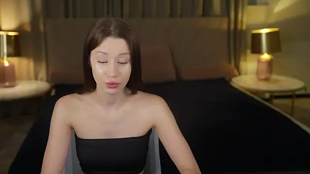 Selena Glow online show from September 14, 6:30 pm