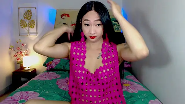 LovelyQueen69 online show from July 21, 5:03 pm