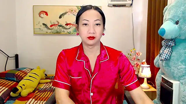 LovelyQueen69 online show from May 30, 8:42 am