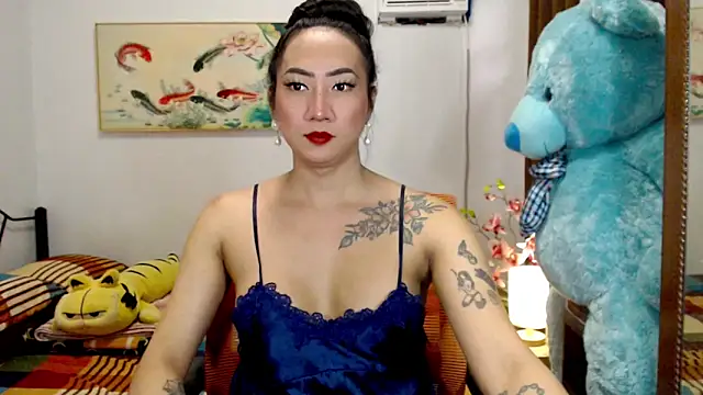 Snapshot of LovelyQueen69 chatting on October 11, 11:06 pm LovelyQueen69 online show from October 11, 11:06 pm