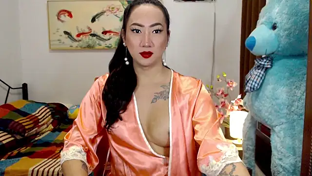 Snapshot of LovelyQueen69 chatting on September 21, 11:48 am LovelyQueen69 online show from September 21, 11:48 am