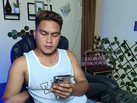 Asian jayeel online show from February 11, 12:05 pm