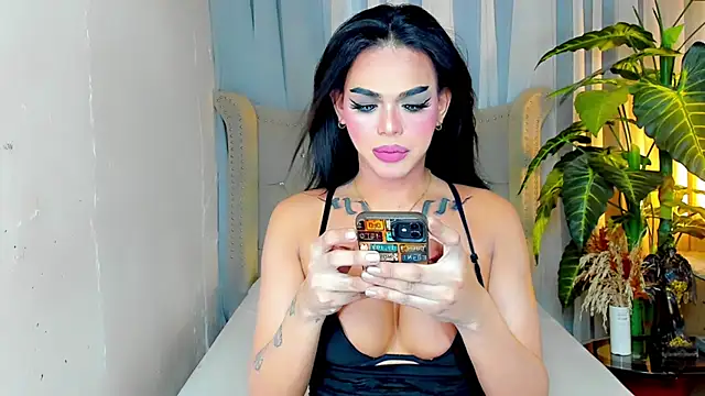 MochaliciousTransOnTop online show from February 11, 3:28 am