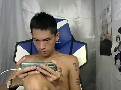 Snapshot of riks_tyler chatting on September 17, 3:25 pm riks tyler online show from September 17, 3:25 pm