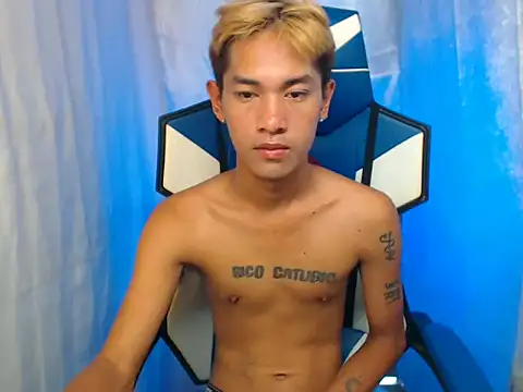 riks tyler online show from November 27, 4:02 am