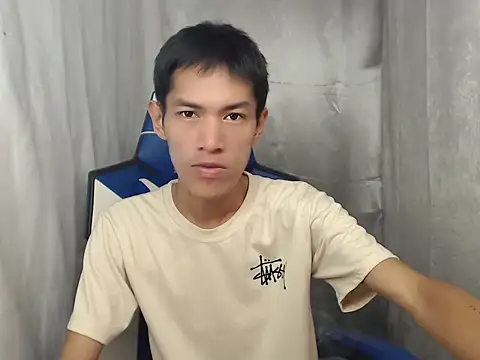 riks tyler online show from May 26, 4:27 pm