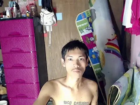 riks tyler online show from July 16, 10:12 am