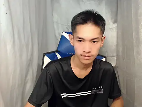 riks tyler online show from April 13, 10:30 am