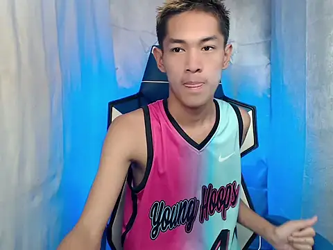 riks tyler online show from December 22, 9:59 pm