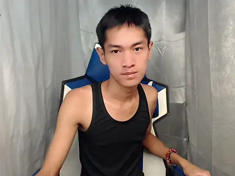 riks tyler online show from May 5, 9:18 pm