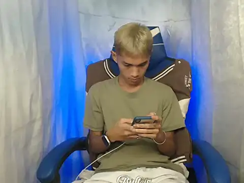 riks tyler online show from October 26, 4:07 pm