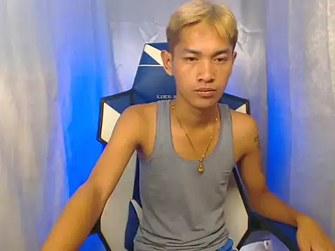 riks tyler online show from November 7, 5:12 am