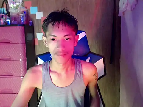 riks tyler online show from July 24, 4:25 pm