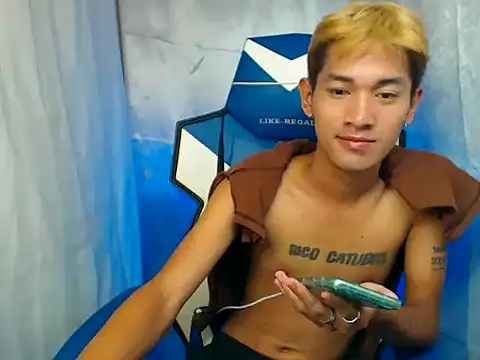 riks tyler online show from November 26, 2:39 pm