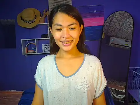 urgirljane online show from June 14, 1:24 am