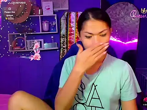 urgirljane online show from June 27, 10:10 am