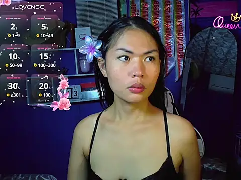 urgirljane online show from July 13, 11:09 am