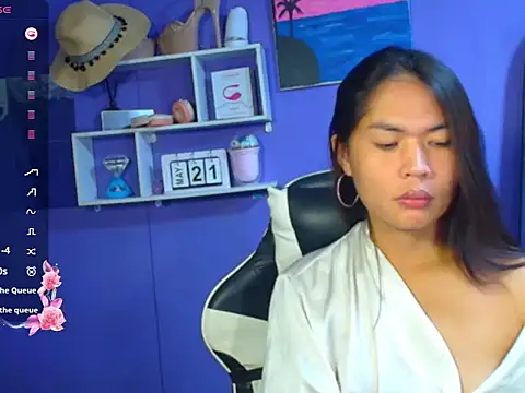 urgirljane online show from May 21, 6:00 am
