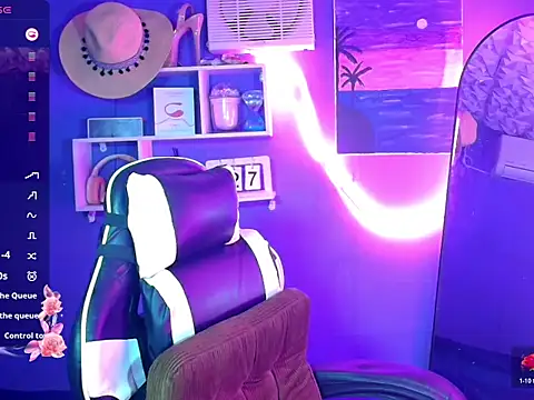 urgirljane online show from May 26, 9:46 pm