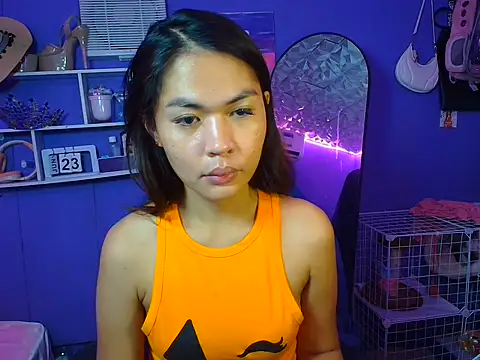 urgirljane online show from June 24, 1:37 am