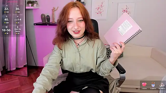 Snapshot of Violet_Griffen chatting on September 23, 3:30 pm Violet Griffen online show from September 23, 3:30 pm