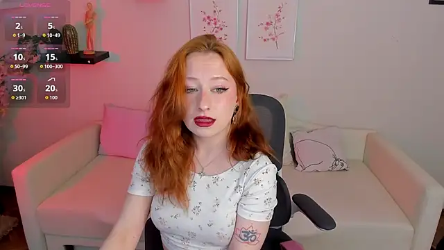 Snapshot of Violet_Griffen chatting on May 9, 3:26 pm Violet Griffen online show from May 9, 3:26 pm