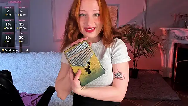 Snapshot of Violet_Griffen chatting on May 7, 3:48 pm Violet Griffen online show from May 7, 3:48 pm