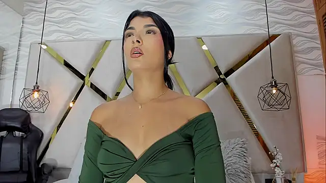 Snapshot of FernandaRousse chatting on December 2, 5:47 pm FernandaRousse online show from December 2, 5:47 pm