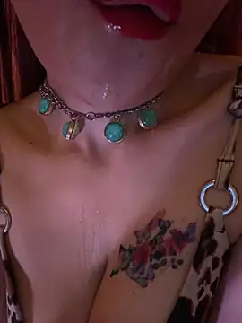 Snapshot of Miss_June666 chatting on July 5, 5:31 pm Miss June666 online show from July 5, 5:31 pm
