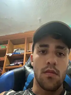 aavrdvh33 online show from September 27, 11:00 pm