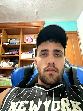 aavrdvh33 online show from October 4, 11:06 pm